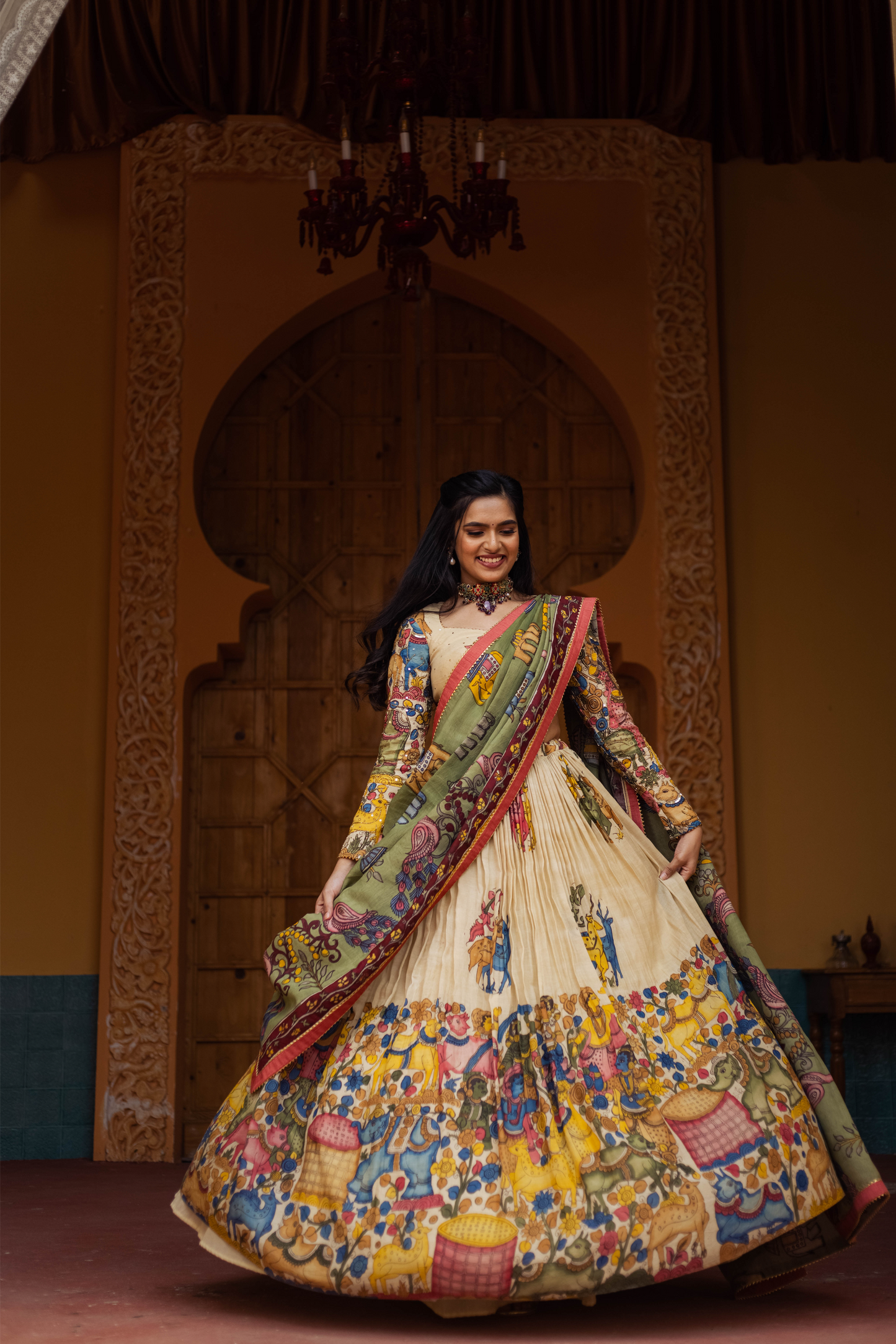 CREAM WELLS LEHENGA