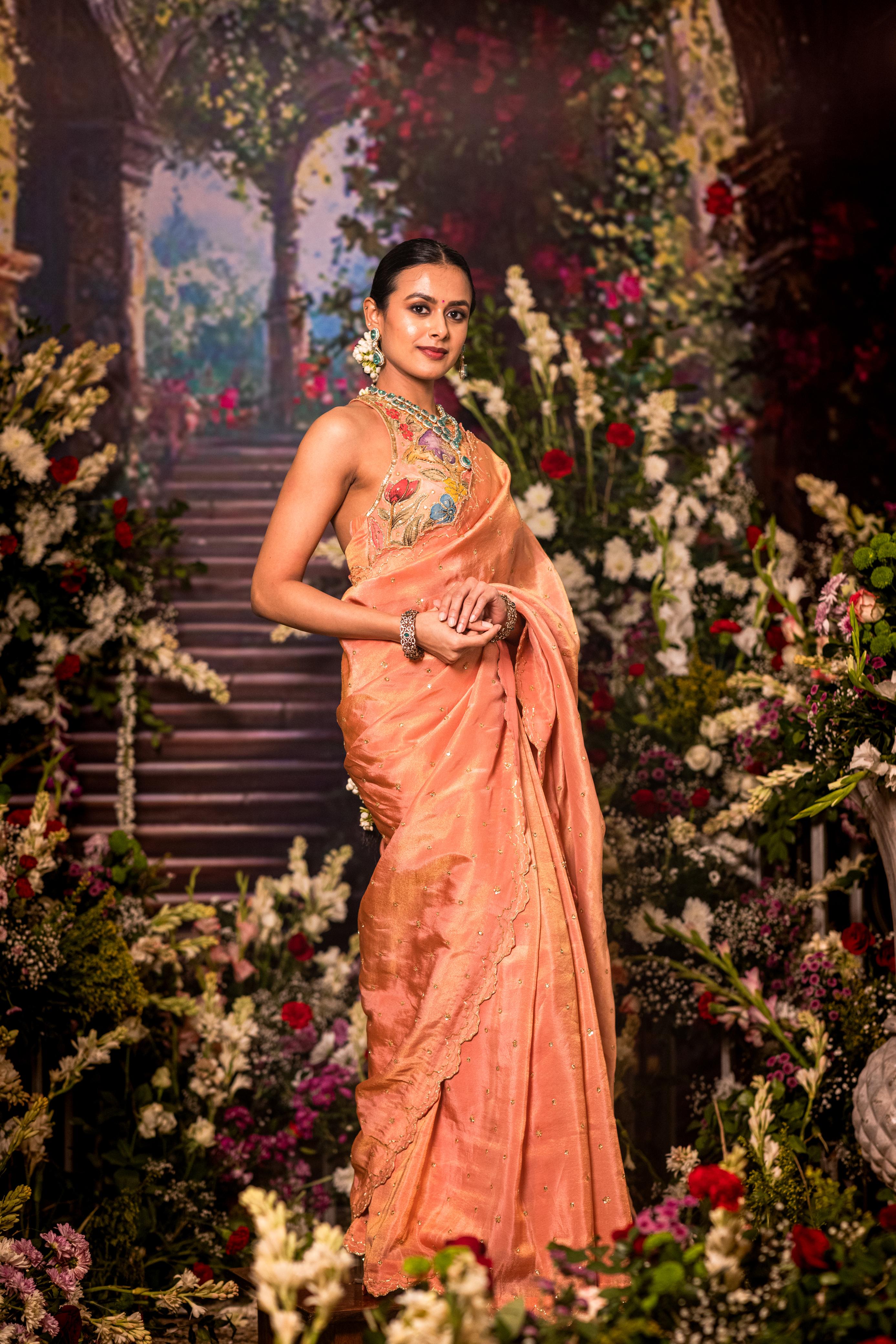 Mahitha Raja Aindhri by Mahitha