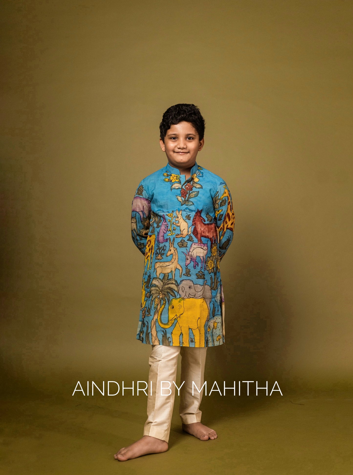 Blue giraffe Kurtha set