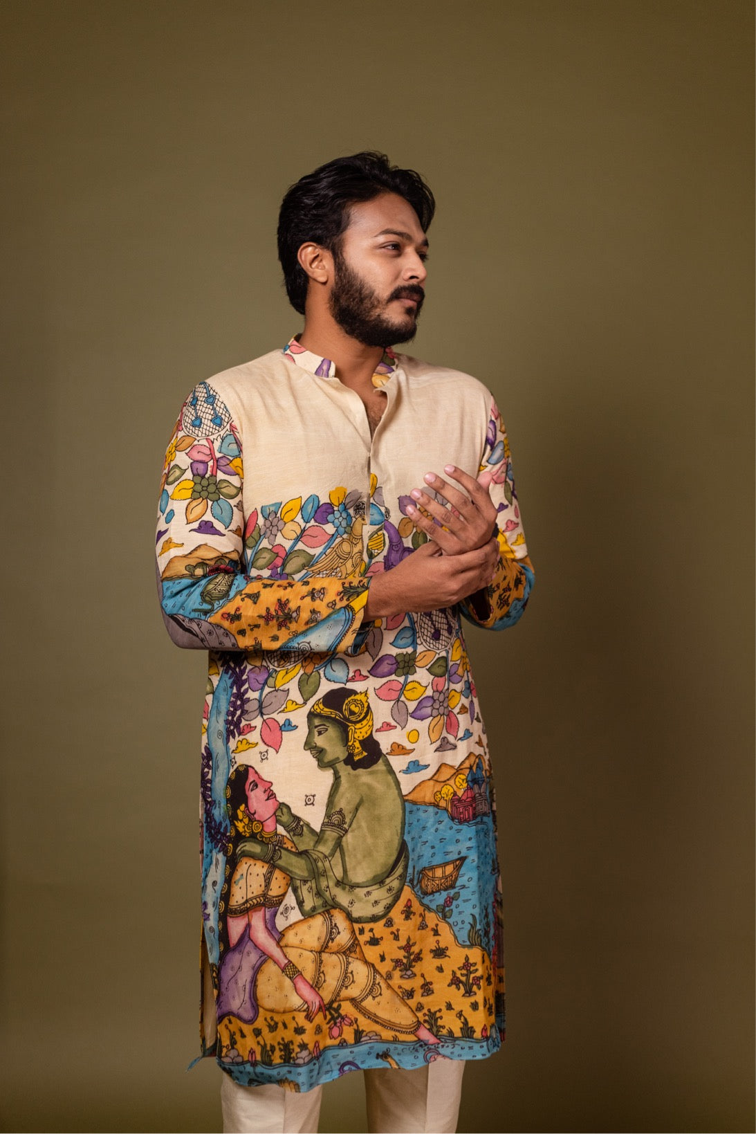 Cream Premika Kurtha