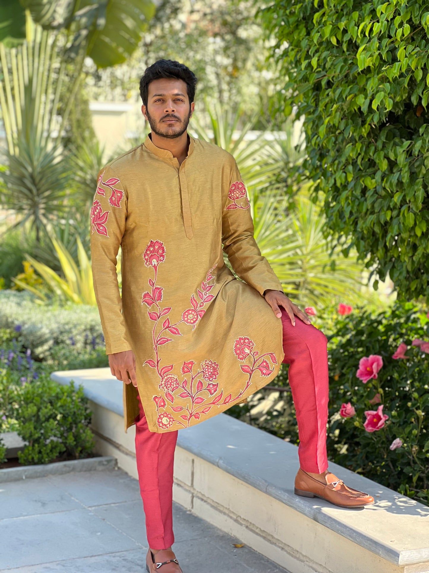 GOLD & PINK KURTHA SET